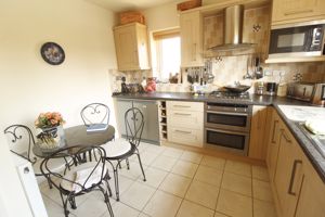 Kitchen- click for photo gallery